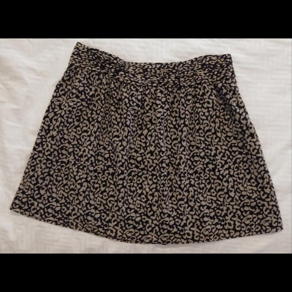 Ann Taylor LOFT Black/Taupe Leopard Print Skirt Sz 8